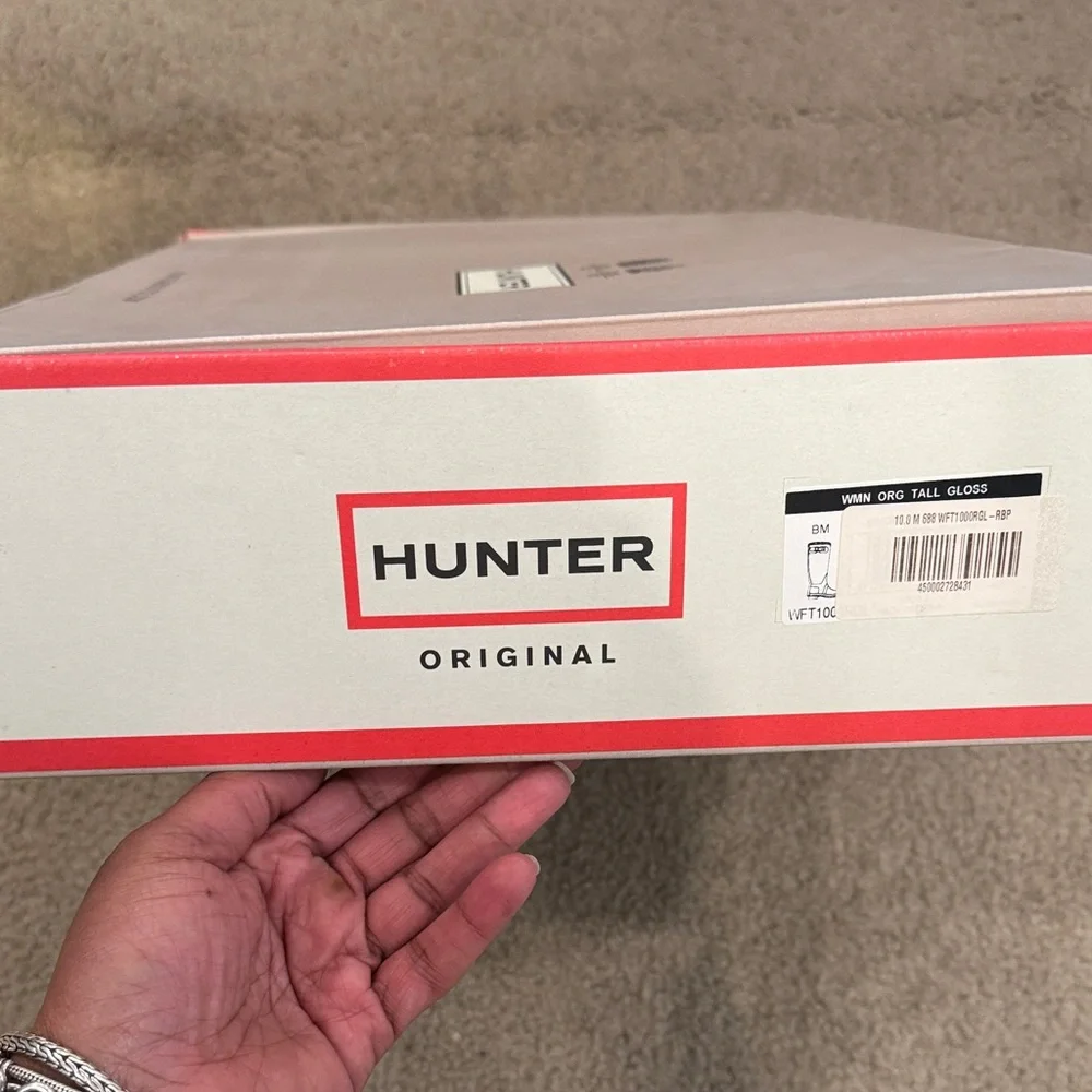 Hunter Fuchsia Glossy Boots - Picture 4 of 4